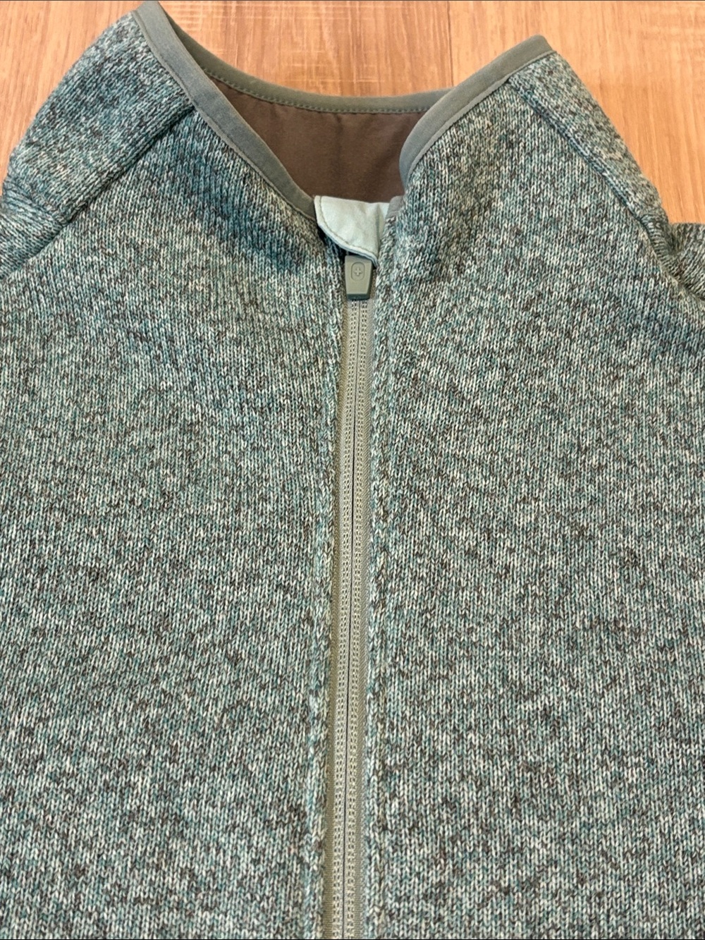 FIGS NWT On-Shift Sweater Knit Jacket - Picture 5 of 15